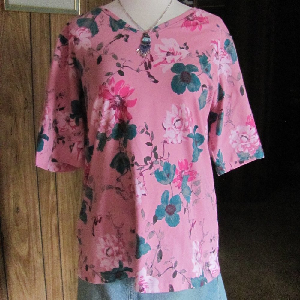 DENIM & COMPANY  LADIES SHORT SLEEVE SHIRT SIZE